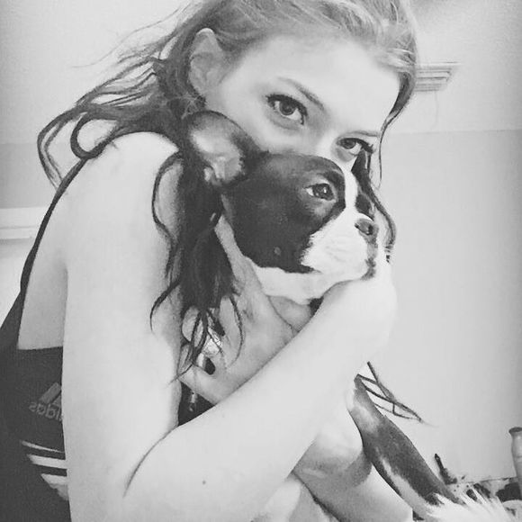 Meet your Posher, Taylor - Picture 1 of 1